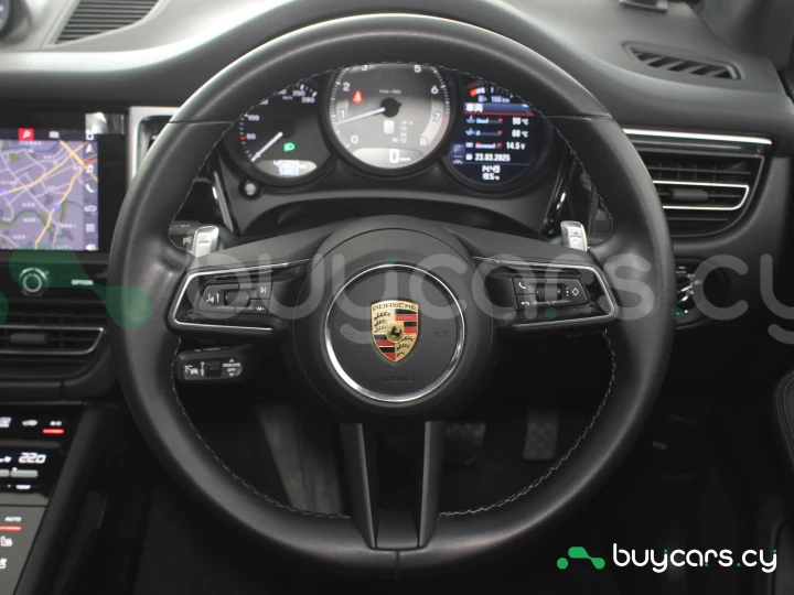 Porsche Macan Белый