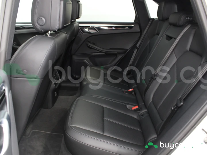 Porsche Macan Белый