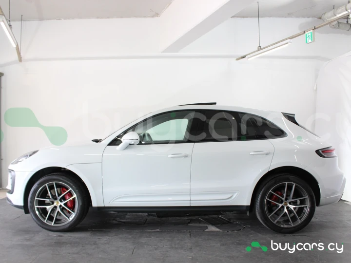 Porsche Macan Белый