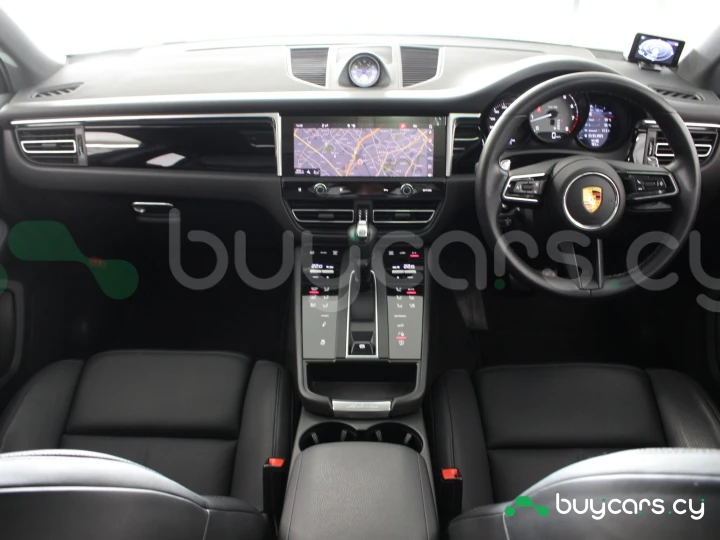 Porsche Macan Белый