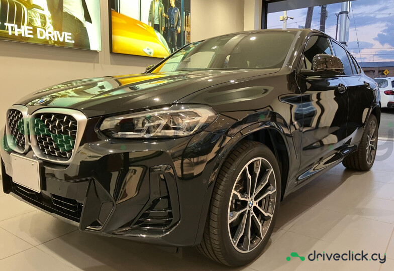 BMW X4 Black