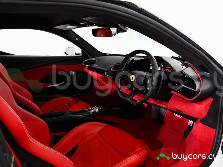 Ferrari 296 GTB Белый