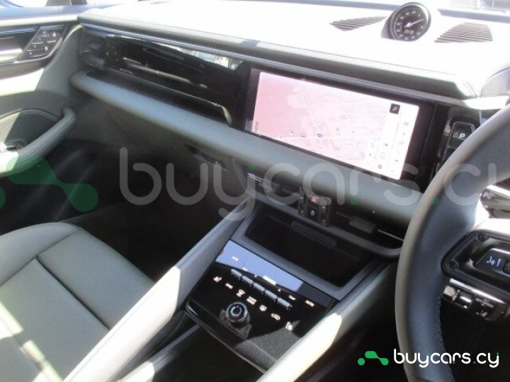 Porsche Macan Серый