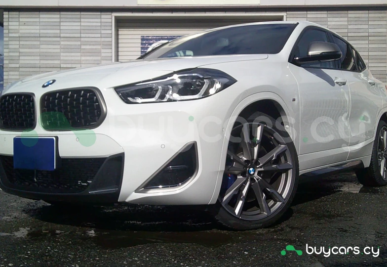 BMW X2 White