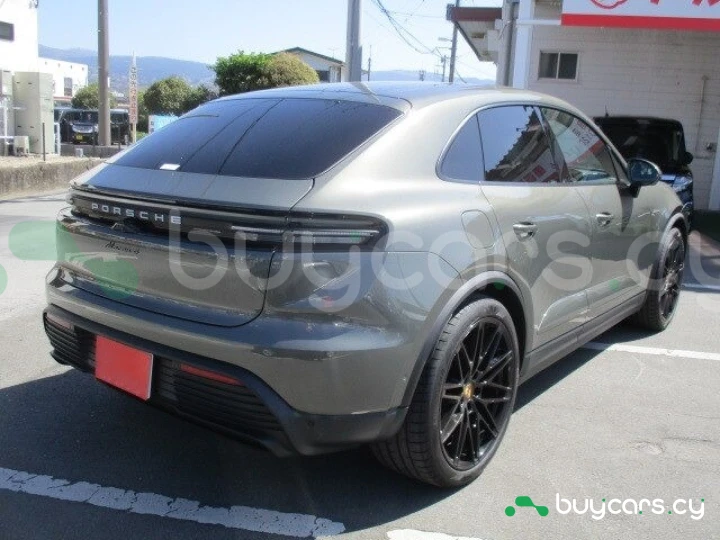 Porsche Macan Серый