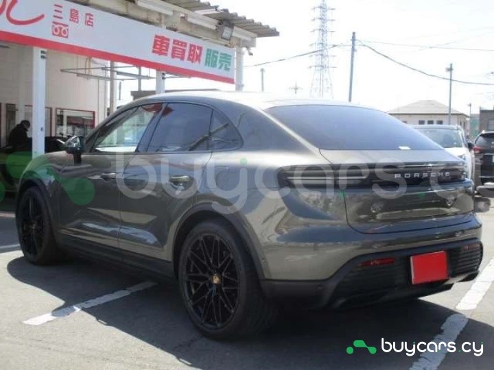 Porsche Macan Серый