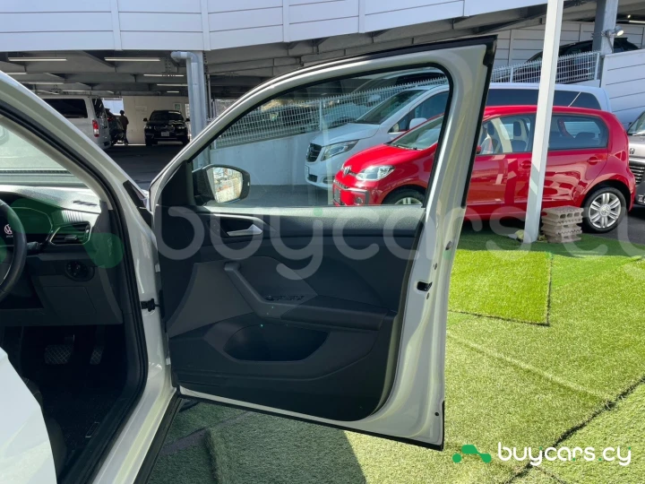 Volkswagen T-Cross White