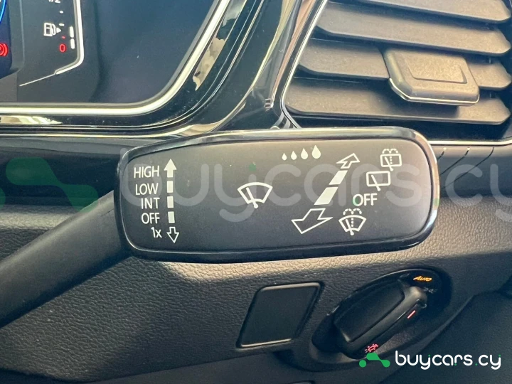 Volkswagen T-Cross White