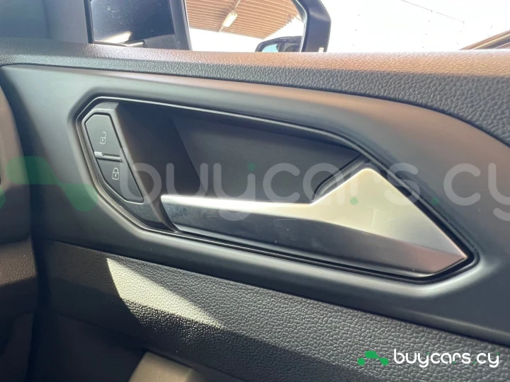 Volkswagen T-Cross White