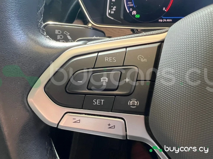 Volkswagen T-Cross White