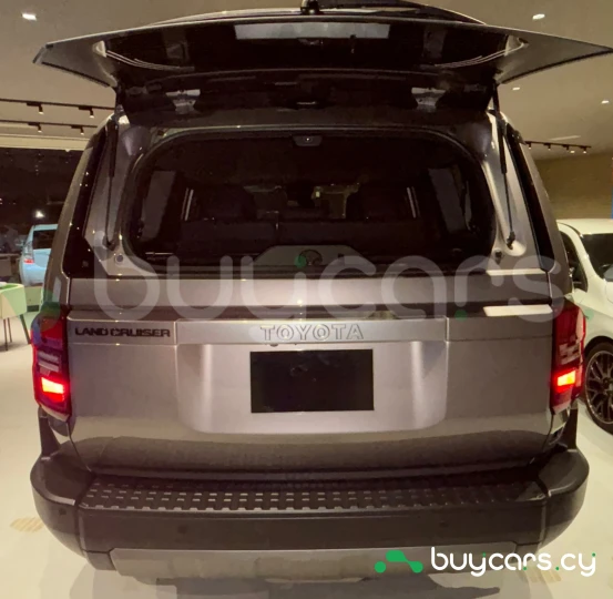 Toyota Land Cruiser 250 Коричневый