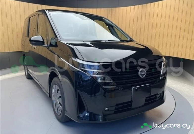 Nissan Serena Black