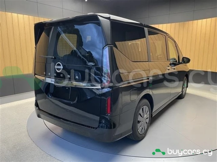 Nissan Serena Black