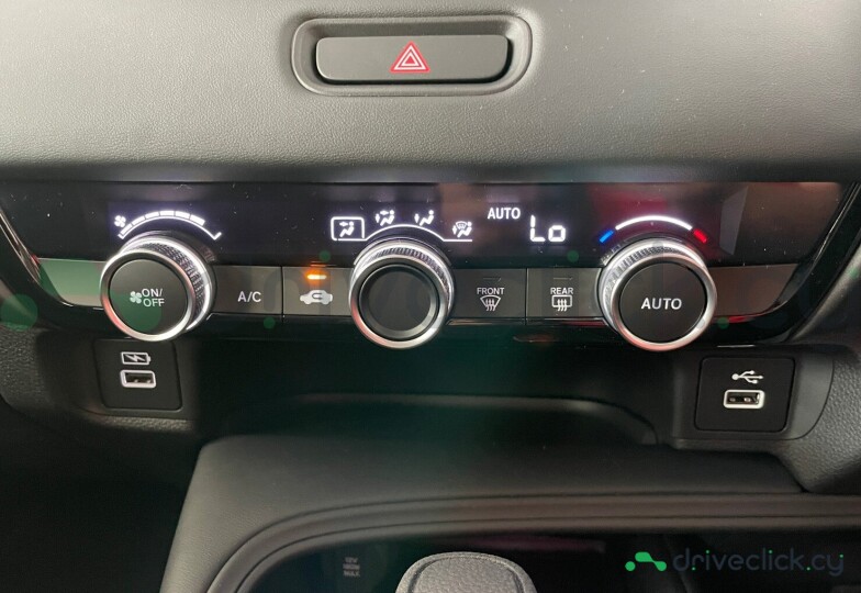 Honda Vezel Черный