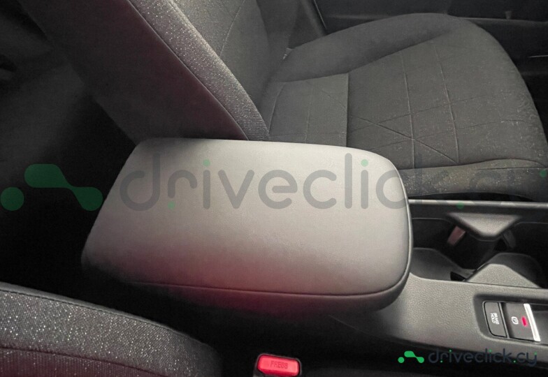 Honda Vezel Черный
