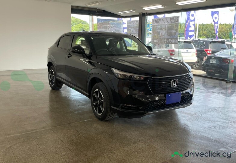 Honda Vezel Черный