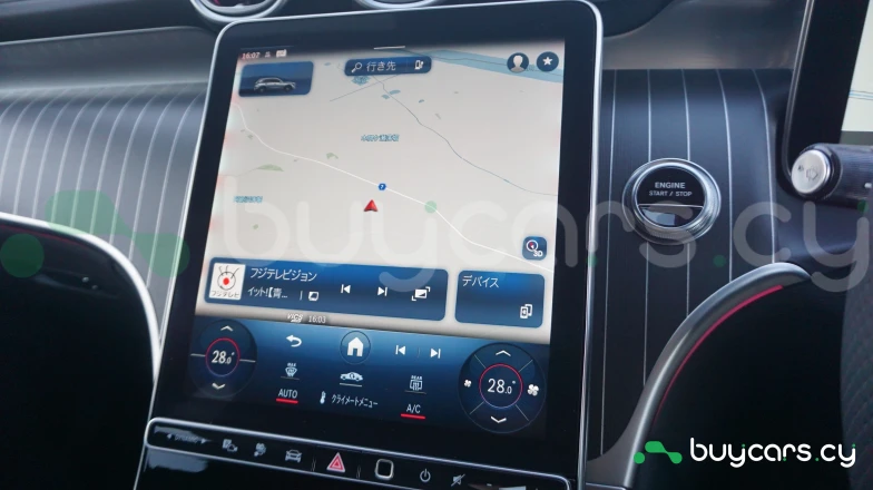 Mercedes GLC-class Orange