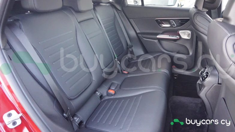 Mercedes GLC-class Orange