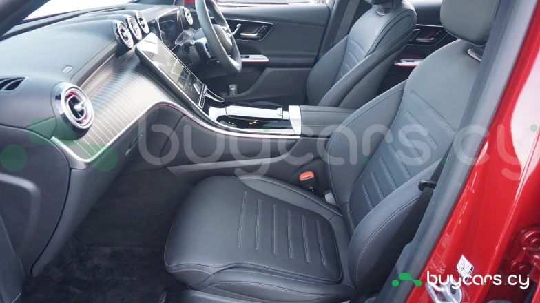 Mercedes GLC-class Orange