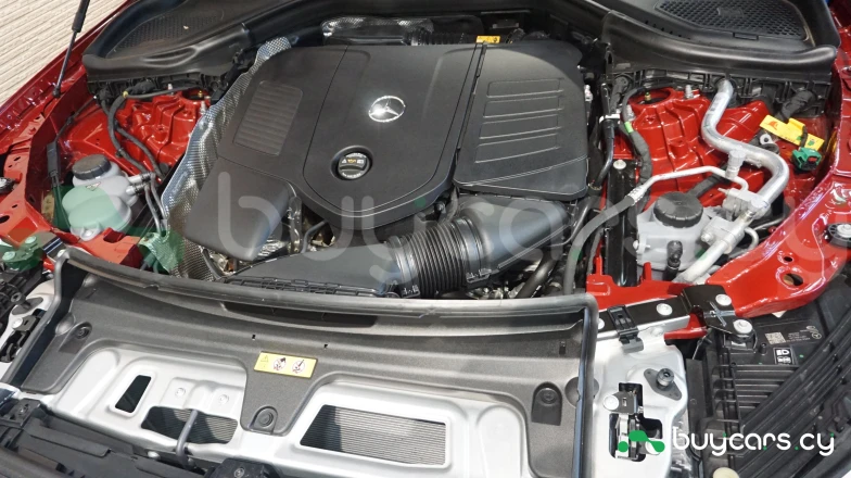 Mercedes GLC-class Orange