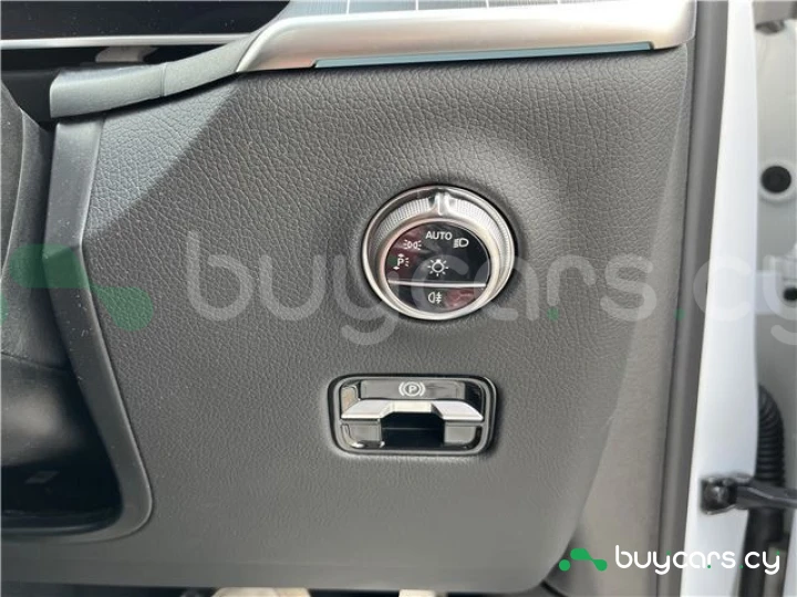 Mercedes GLC-class Белый