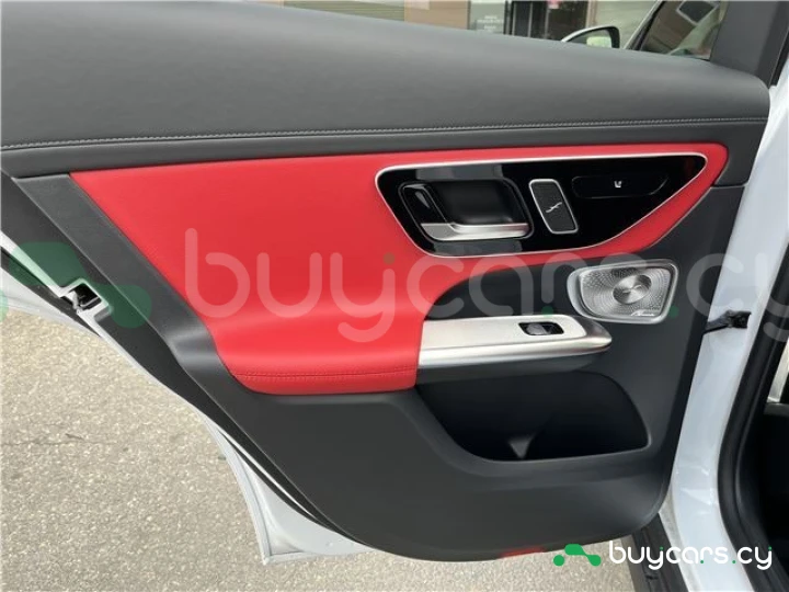 Mercedes GLC-class Белый