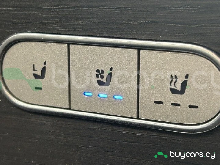 Mercedes GLS-class White