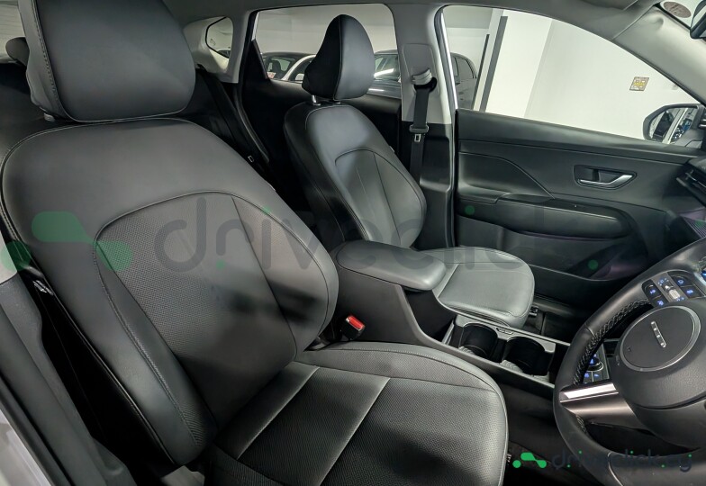 Hyundai Kona Electric White