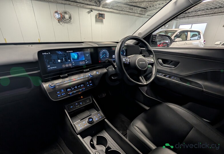 Hyundai Kona Electric White