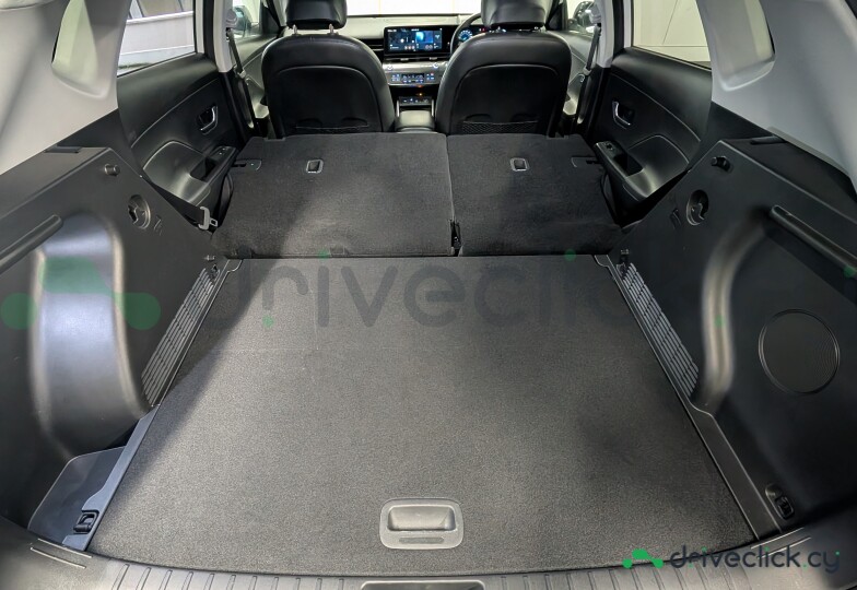 Hyundai Kona Electric White