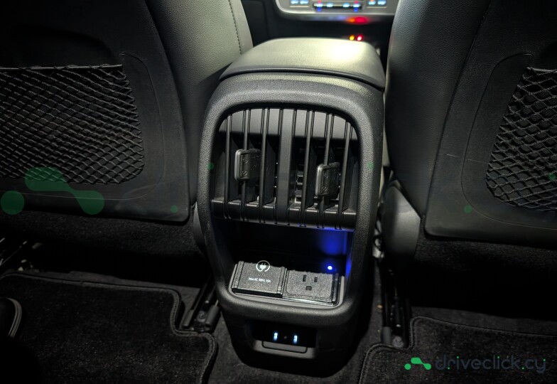 Hyundai Kona Electric White