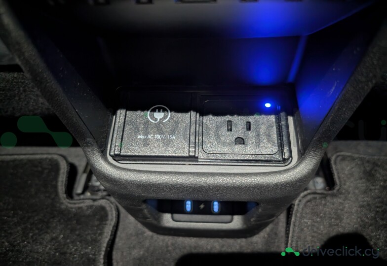 Hyundai Kona Electric White
