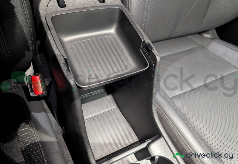 Hyundai Kona Electric White