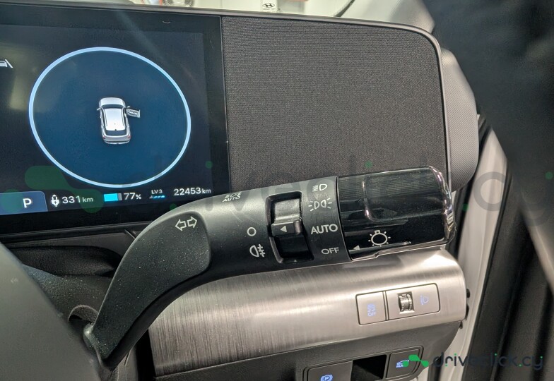 Hyundai Kona Electric White