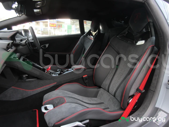 Lamborghini Huracan Grey