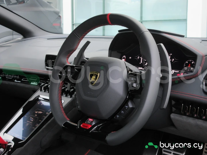 Lamborghini Huracan Grey