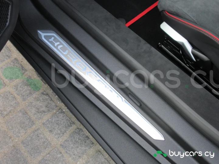 Lamborghini Huracan Grey