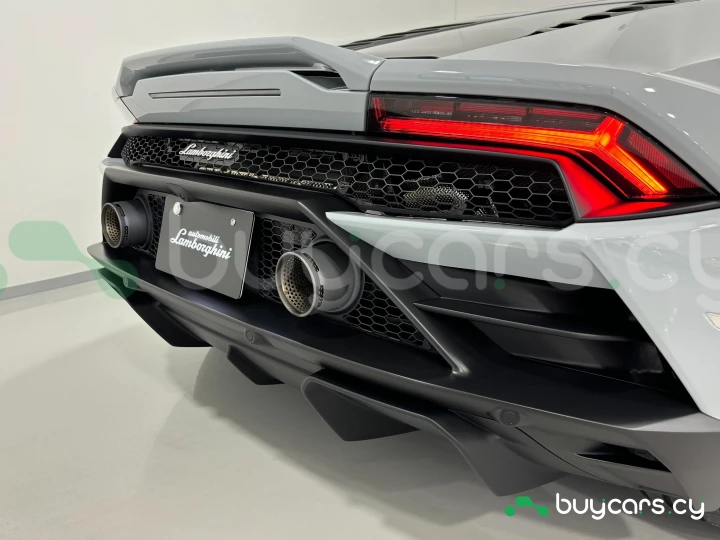 Lamborghini Huracan Grey