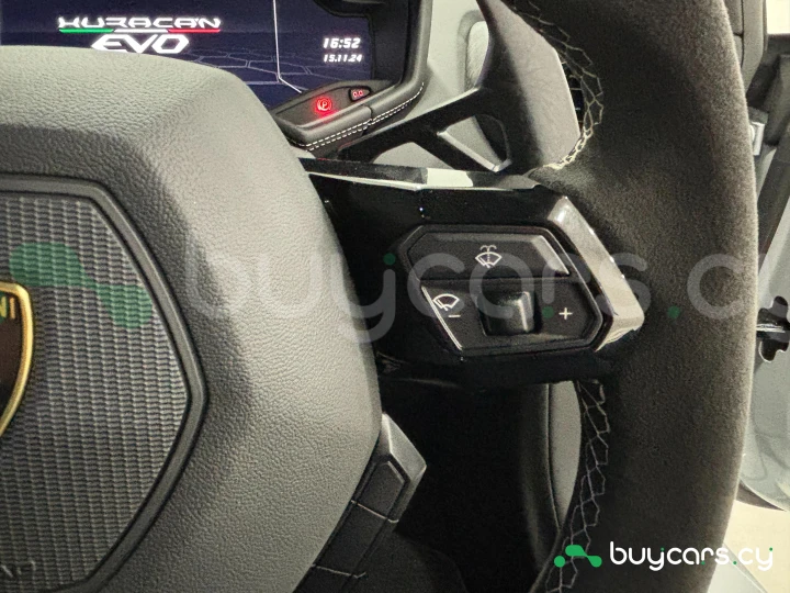 Lamborghini Huracan Grey