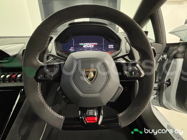 Lamborghini Huracan Grey