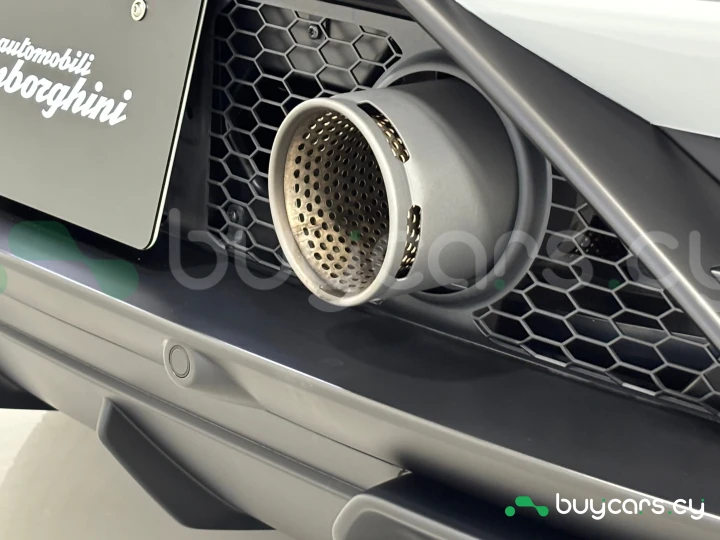 Lamborghini Huracan Grey