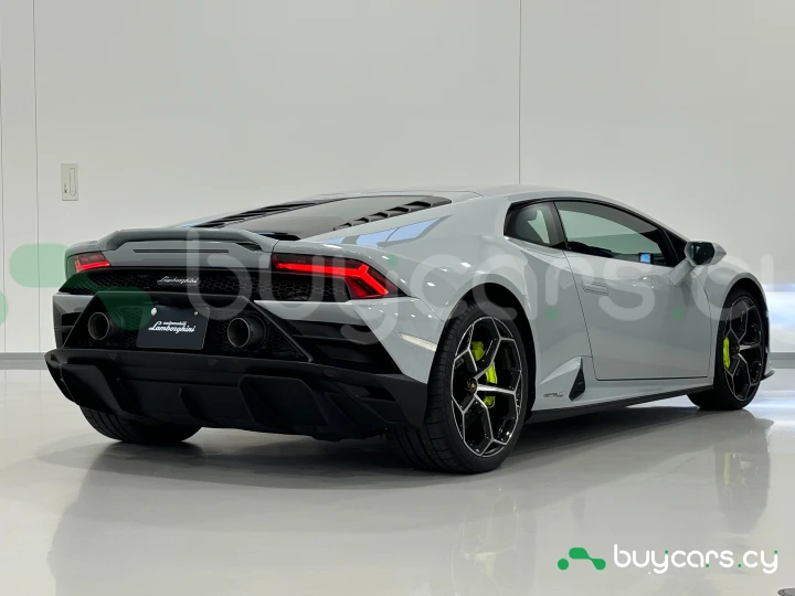 Lamborghini Huracan Grey