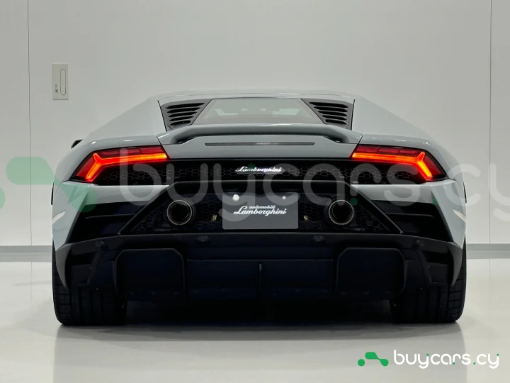 Lamborghini Huracan Grey