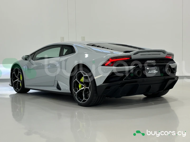 Lamborghini Huracan Grey