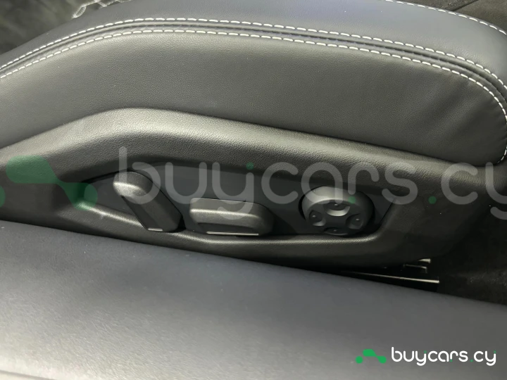 Lamborghini Huracan Grey