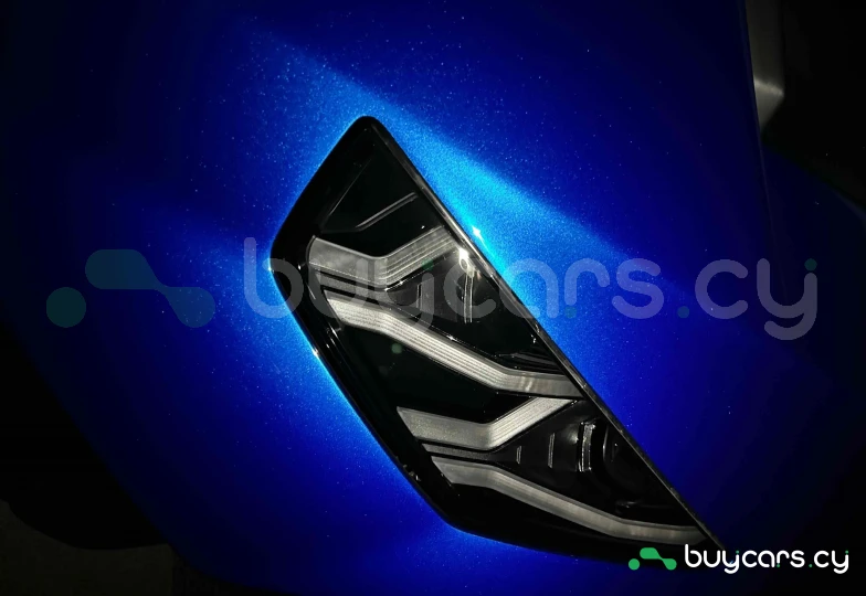 Lamborghini Huracan Blue