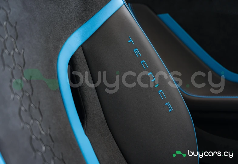 Lamborghini Huracan Turquoise