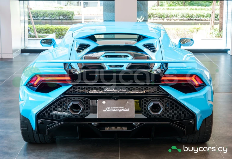 Lamborghini Huracan Turquoise