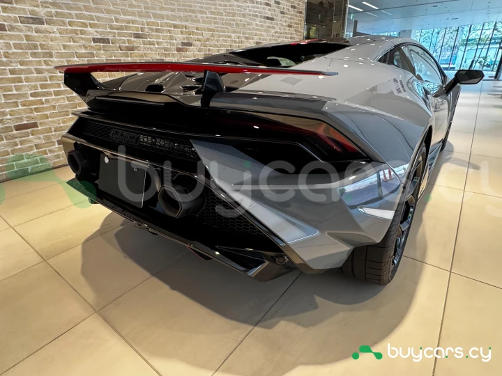 Lamborghini Huracan Grey