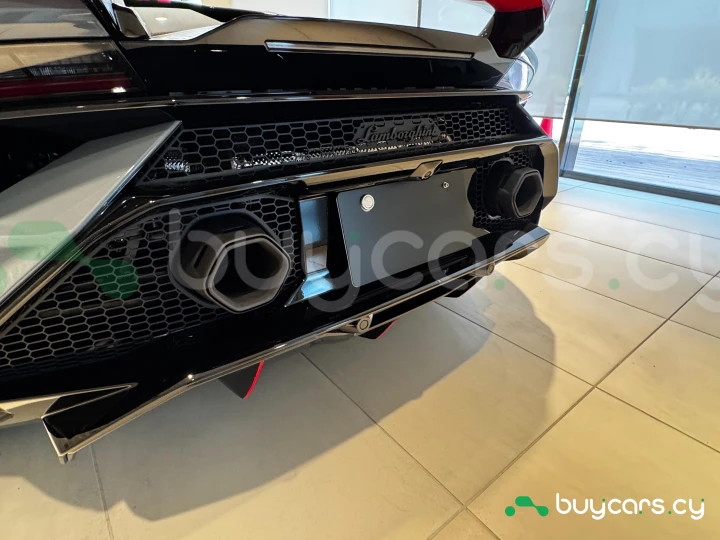 Lamborghini Huracan Grey